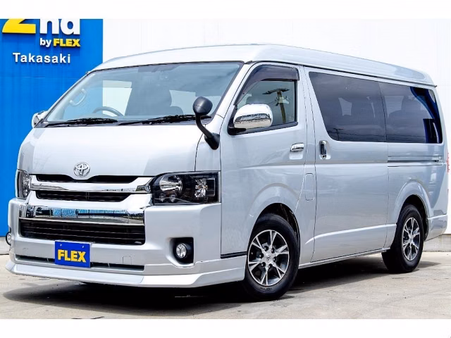 TOYOTA HIACE