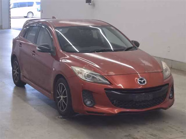 MAZDA AXELA