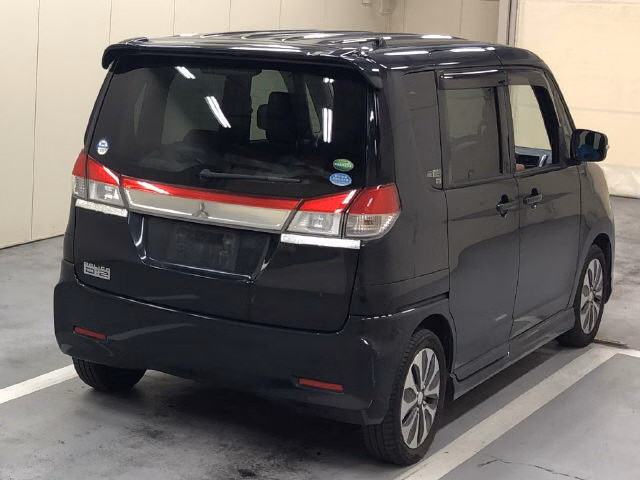 MITSUBISHI DELICA D:2