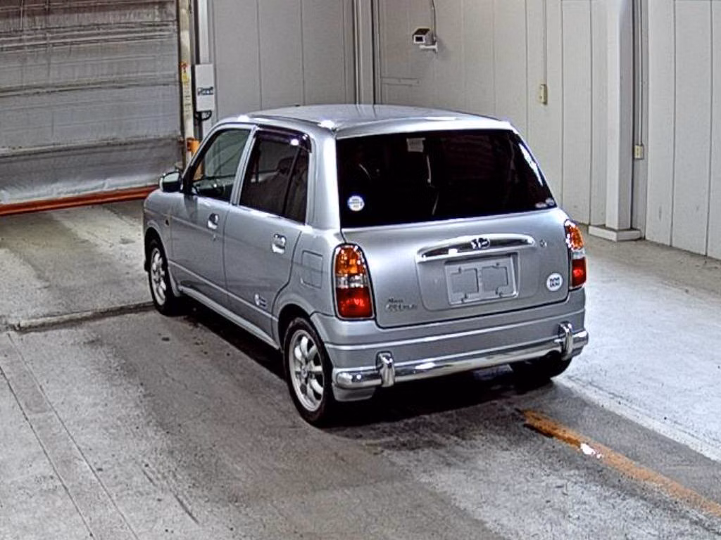 DAIHATSU MIRA GINO