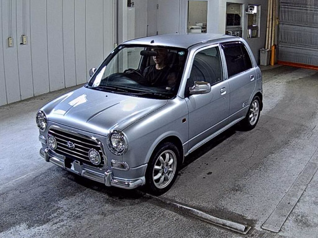 DAIHATSU MIRA GINO