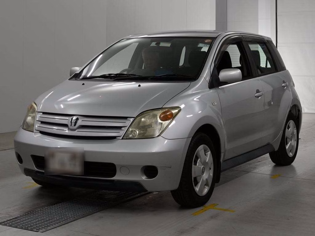TOYOTA IST