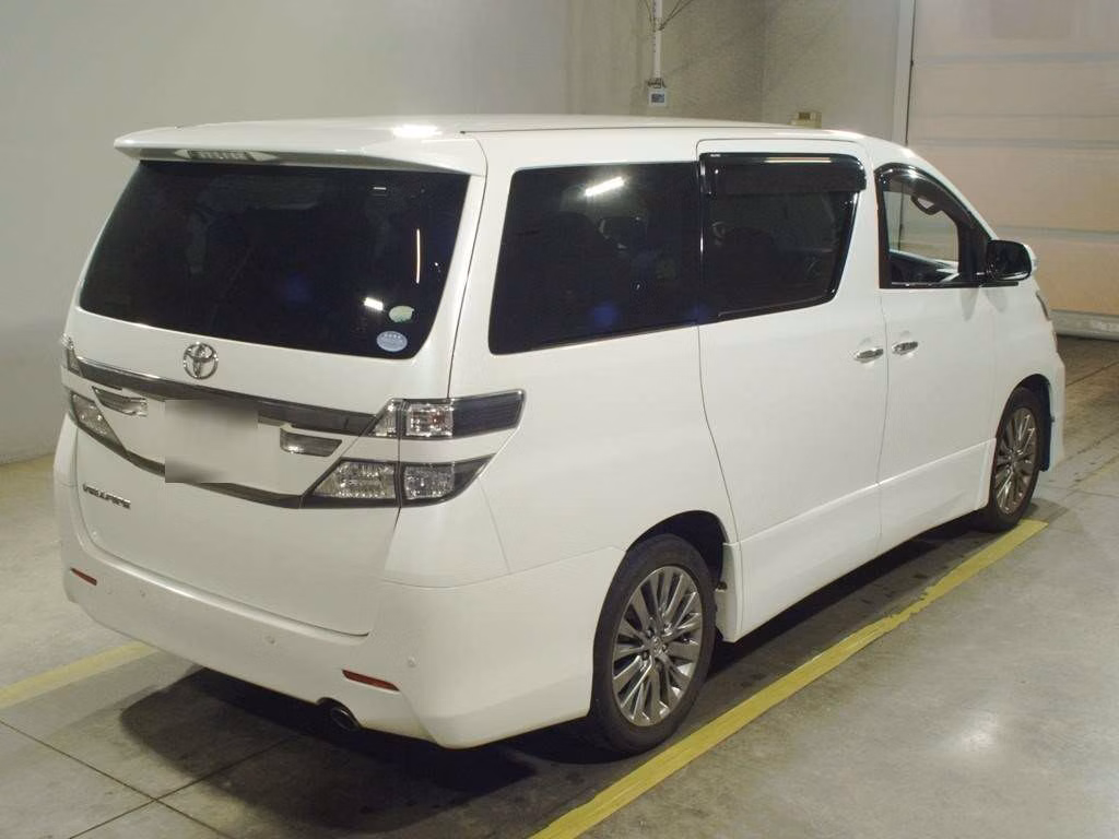 TOYOTA VELLFIRE