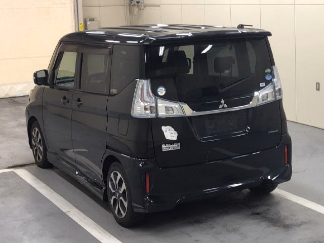 MITSUBISHI DELICA D:2