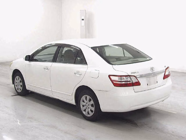 TOYOTA PREMIO
