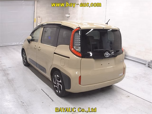 TOYOTA SIENTA