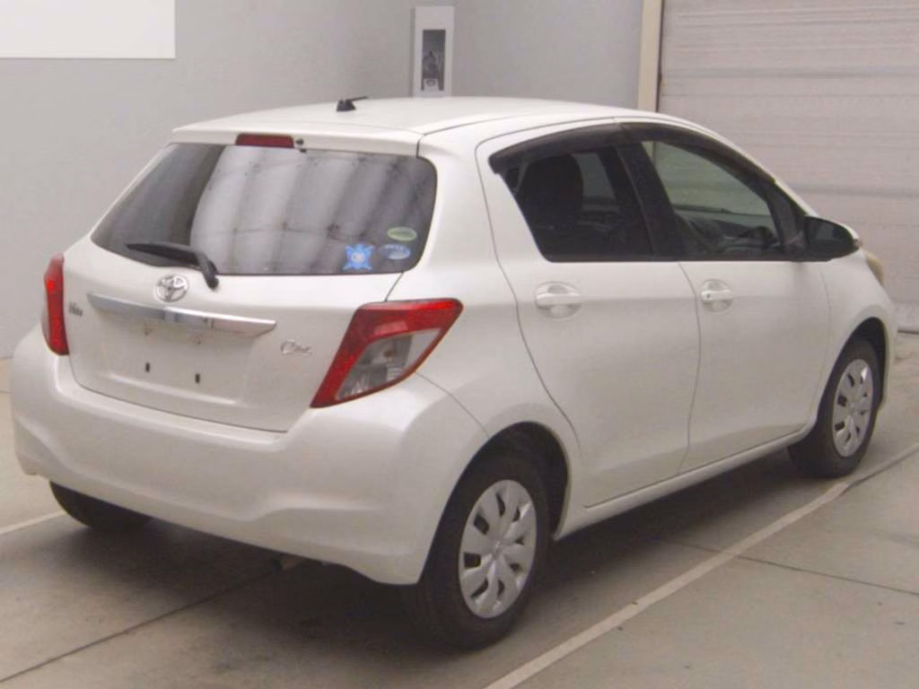 TOYOTA VITZ