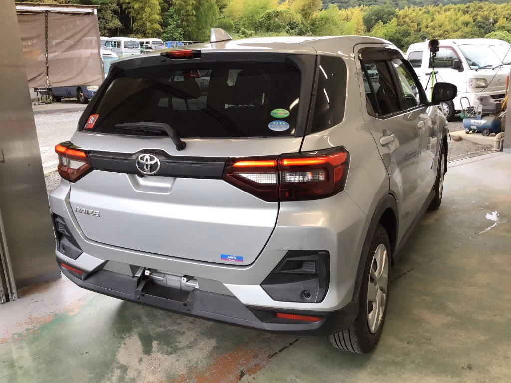 TOYOTA RAIZE