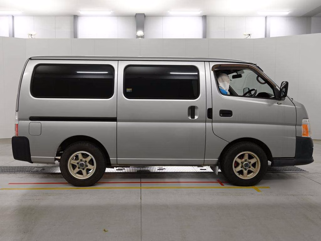 NISSAN CARAVAN