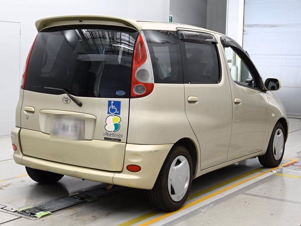 TOYOTA FUNCARGO
