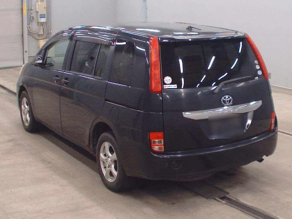 TOYOTA ISIS