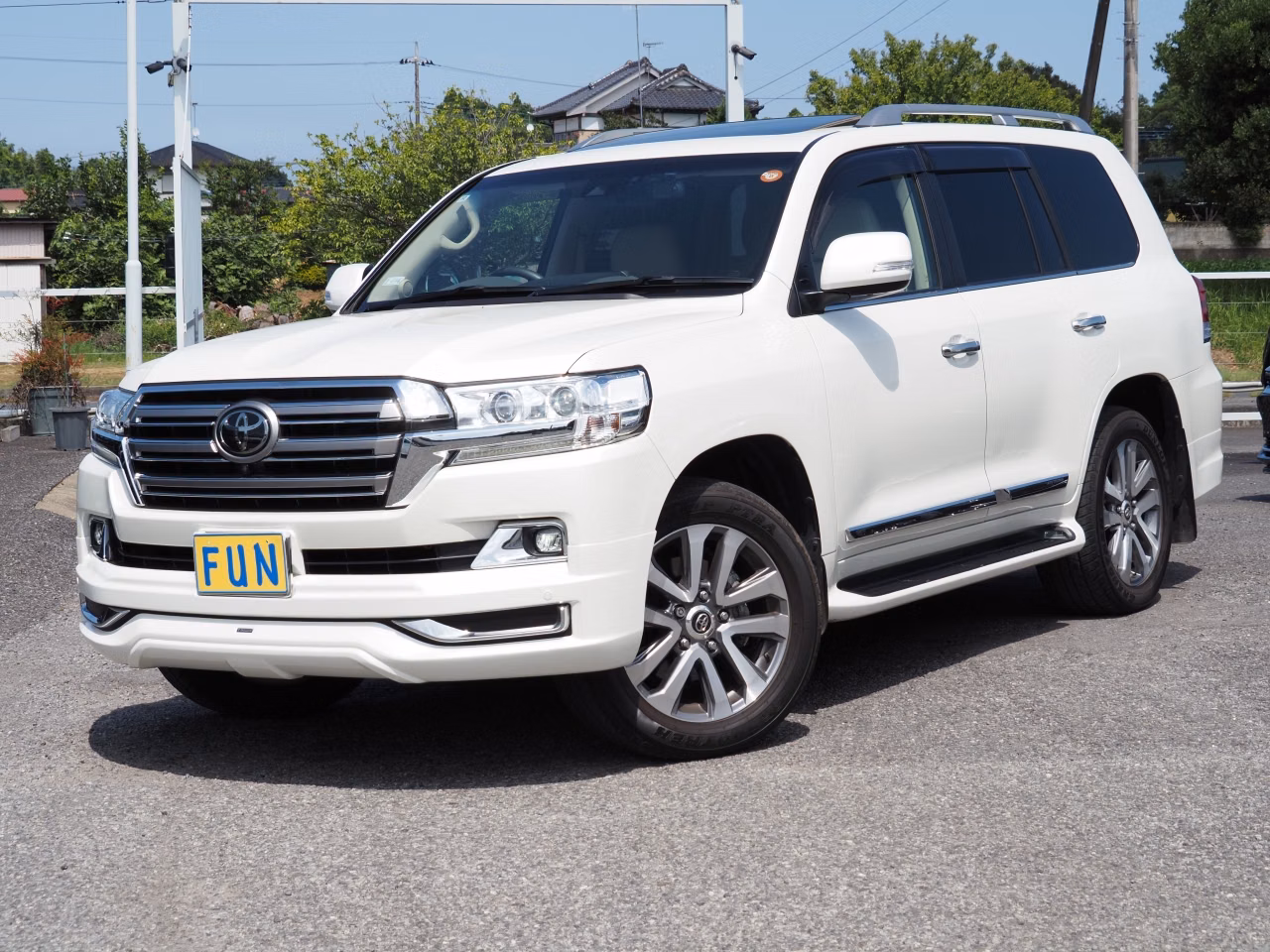 TOYOTA LAND CRUISER