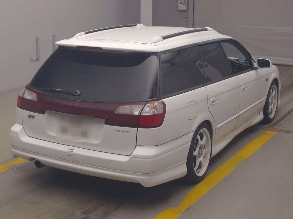 SUBARU LEGACY