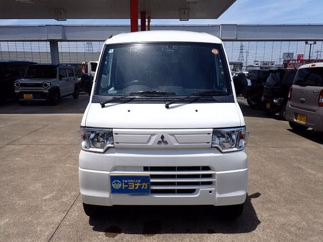 MITSUBISHI MINICAB MIEV