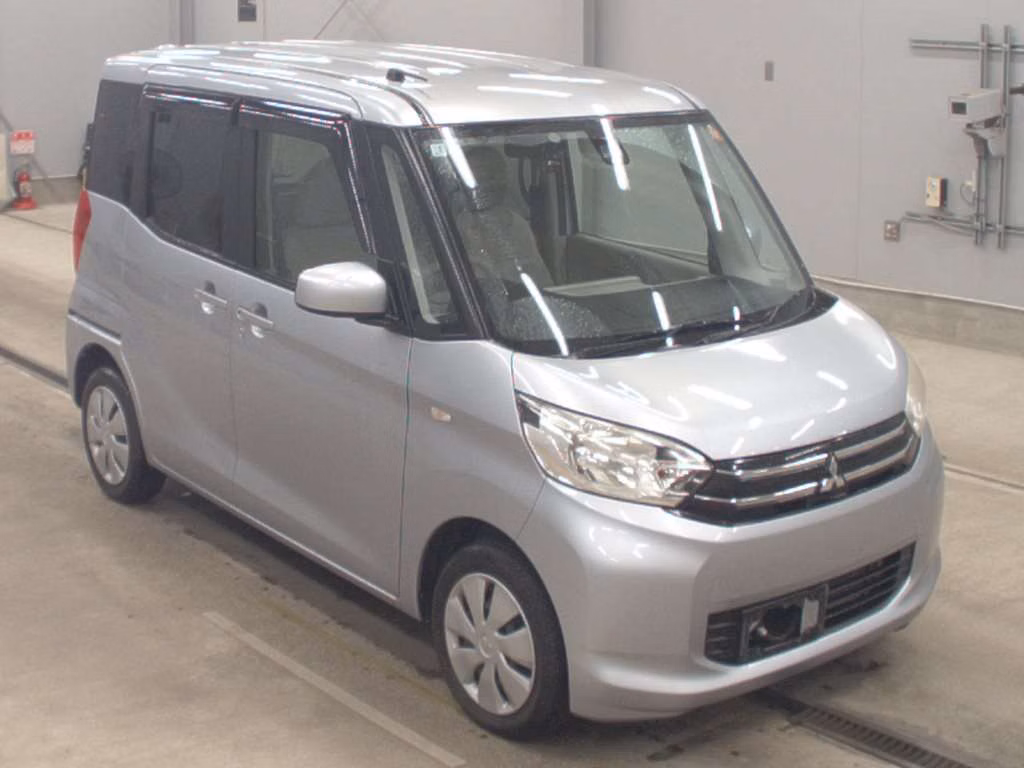 MITSUBISHI EK SPACE