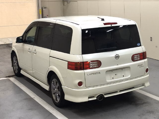 NISSAN LAFESTA