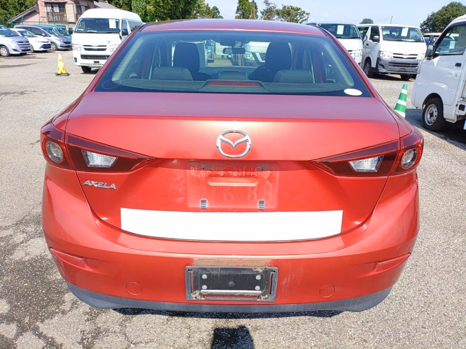 MAZDA AXELA