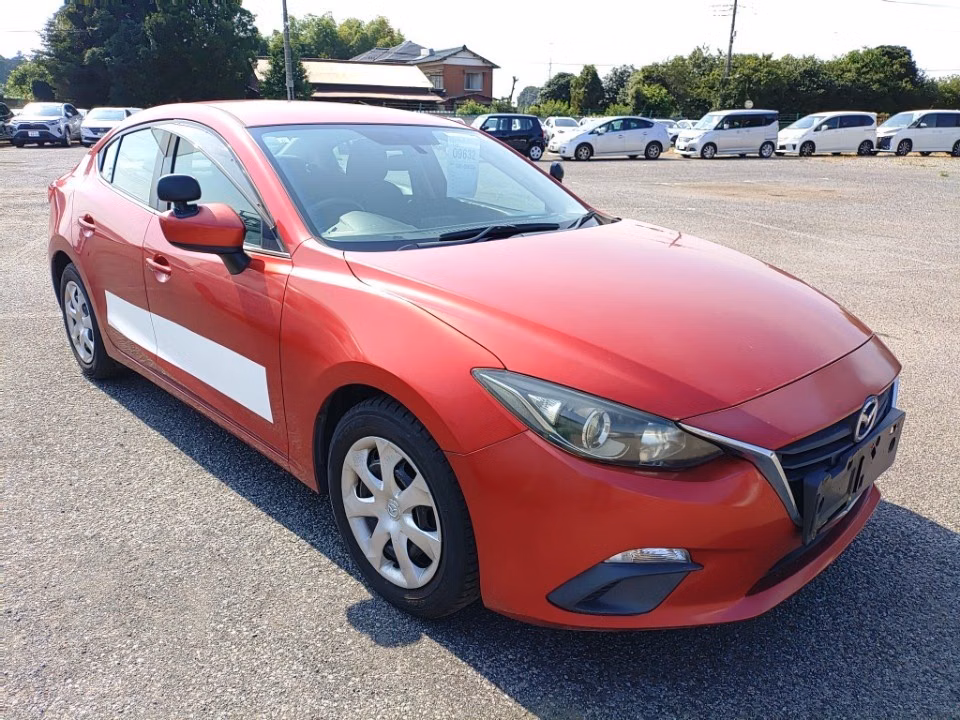 MAZDA AXELA