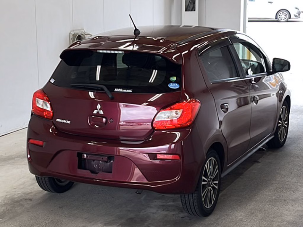 MITSUBISHI MIRAGE