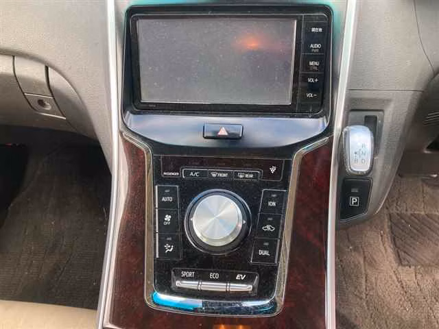 TOYOTA SAI
