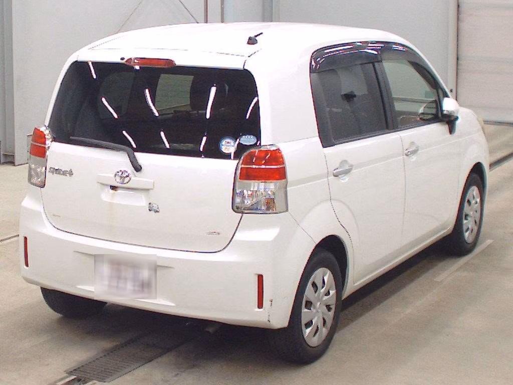TOYOTA SPADE