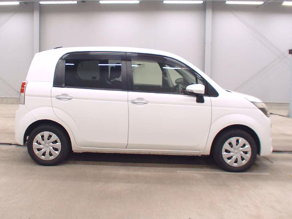 TOYOTA SPADE