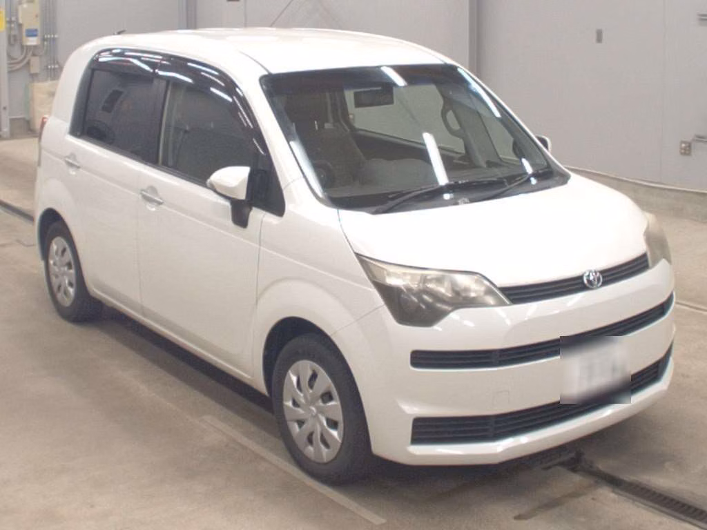 TOYOTA SPADE