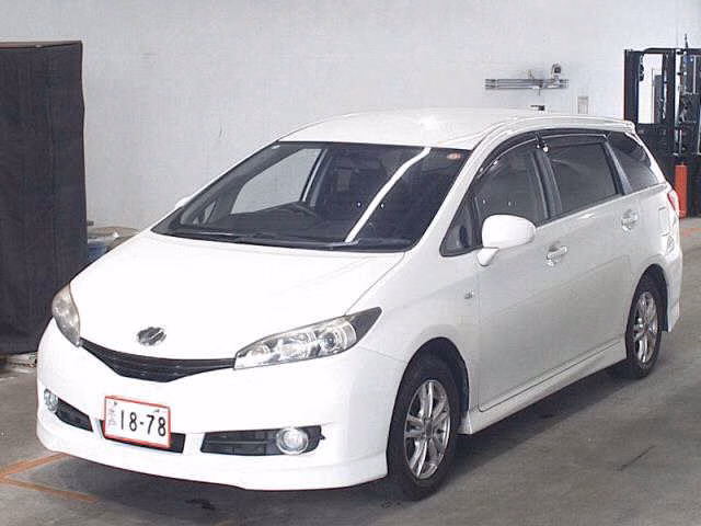 TOYOTA WISH