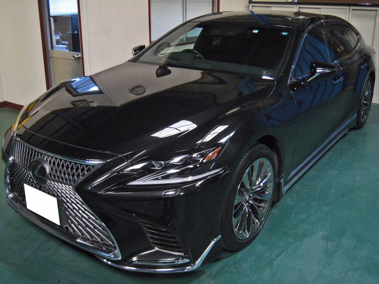 LEXUS LS500
