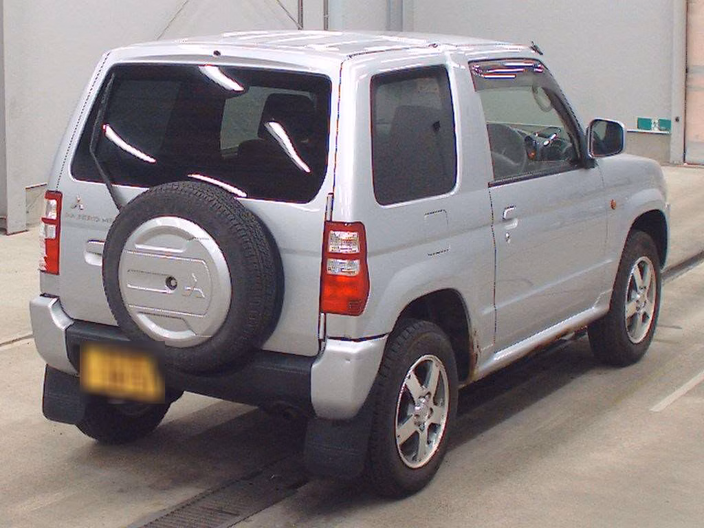MITSUBISHI PAJERO MINI