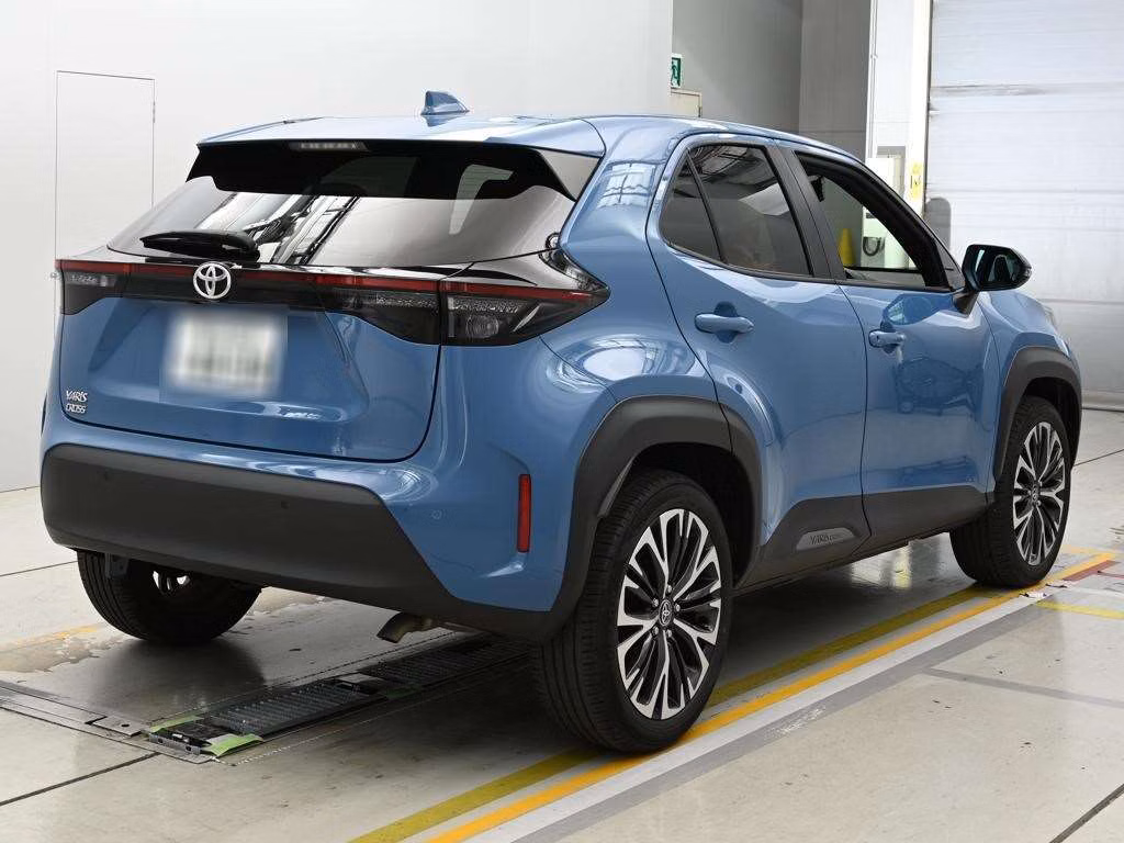 TOYOTA YARIS CROSS