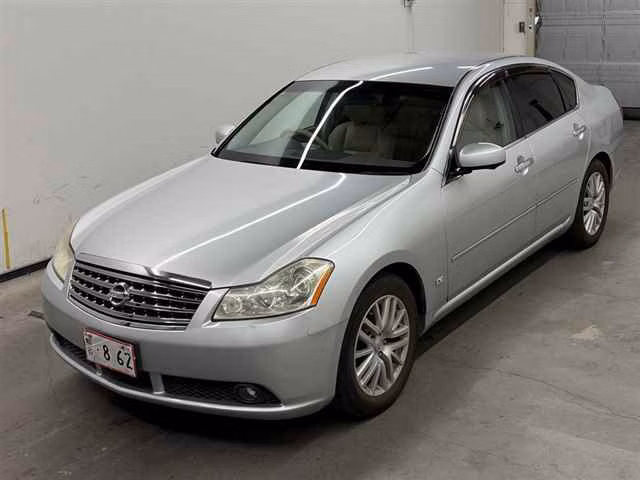 NISSAN FUGA