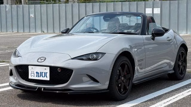 MAZDA ROADSTER