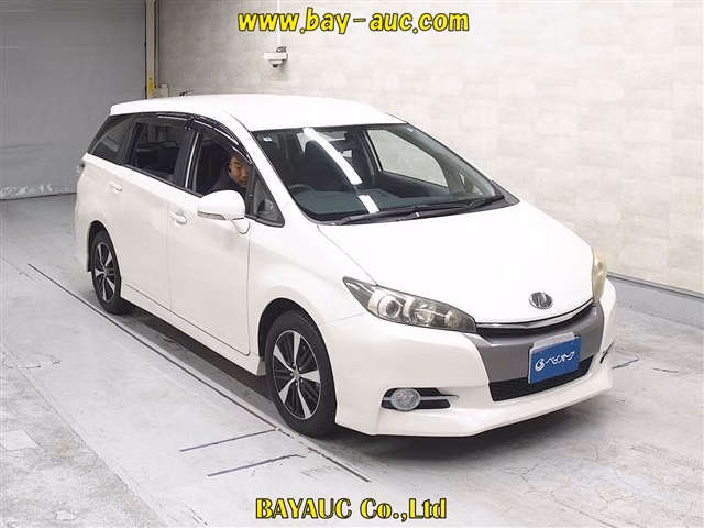 TOYOTA WISH