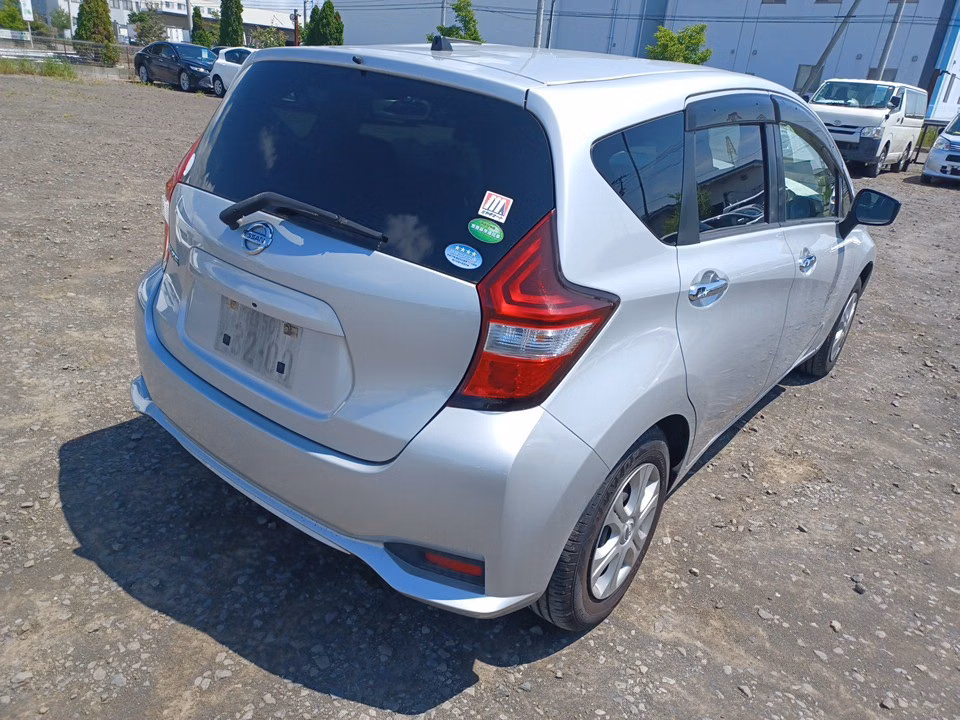 NISSAN NOTE