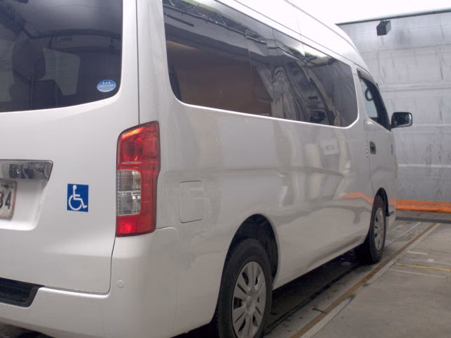 NISSAN NV350 CARAVAN