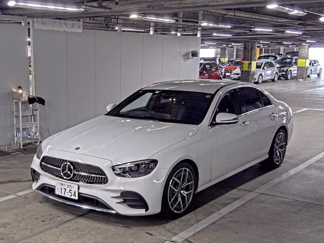 MERCEDES-BENZ E-CLASS