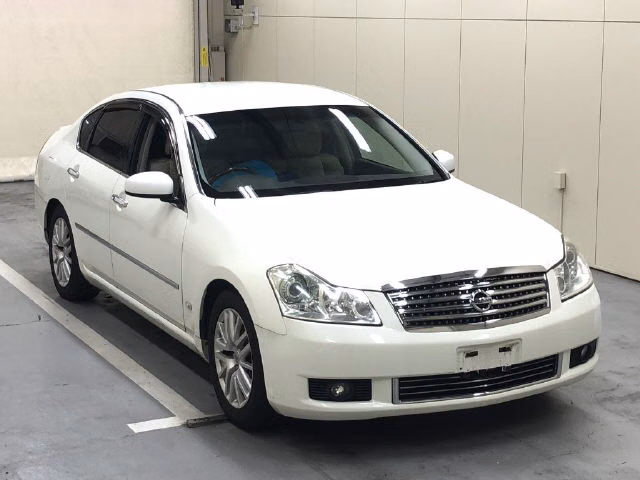 NISSAN FUGA