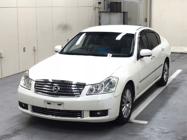 NISSAN FUGA