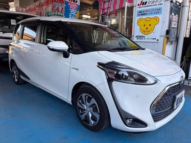 TOYOTA SIENTA