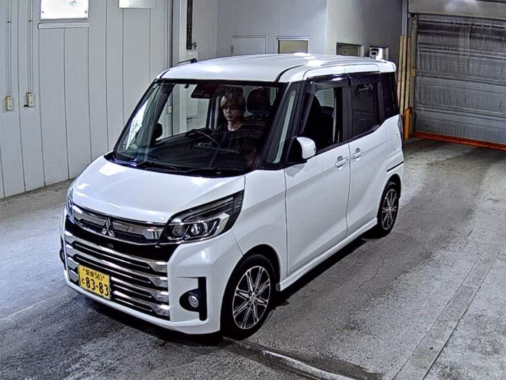 MITSUBISHI EK SPACE