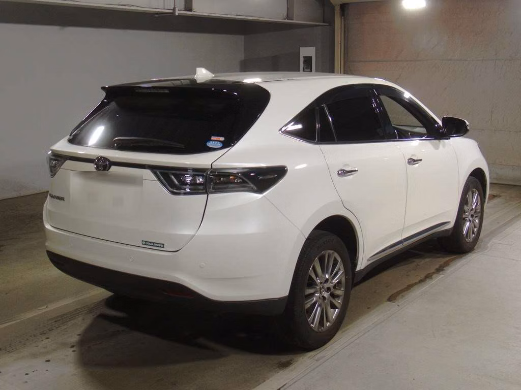 TOYOTA HARRIER
