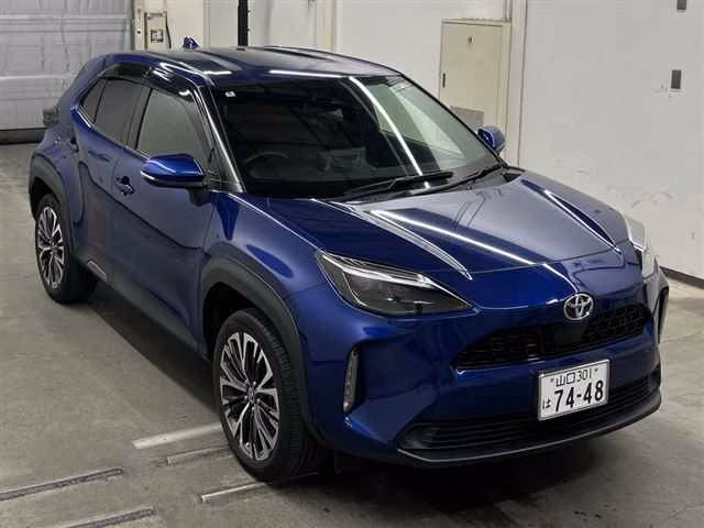 TOYOTA YARIS CROSS