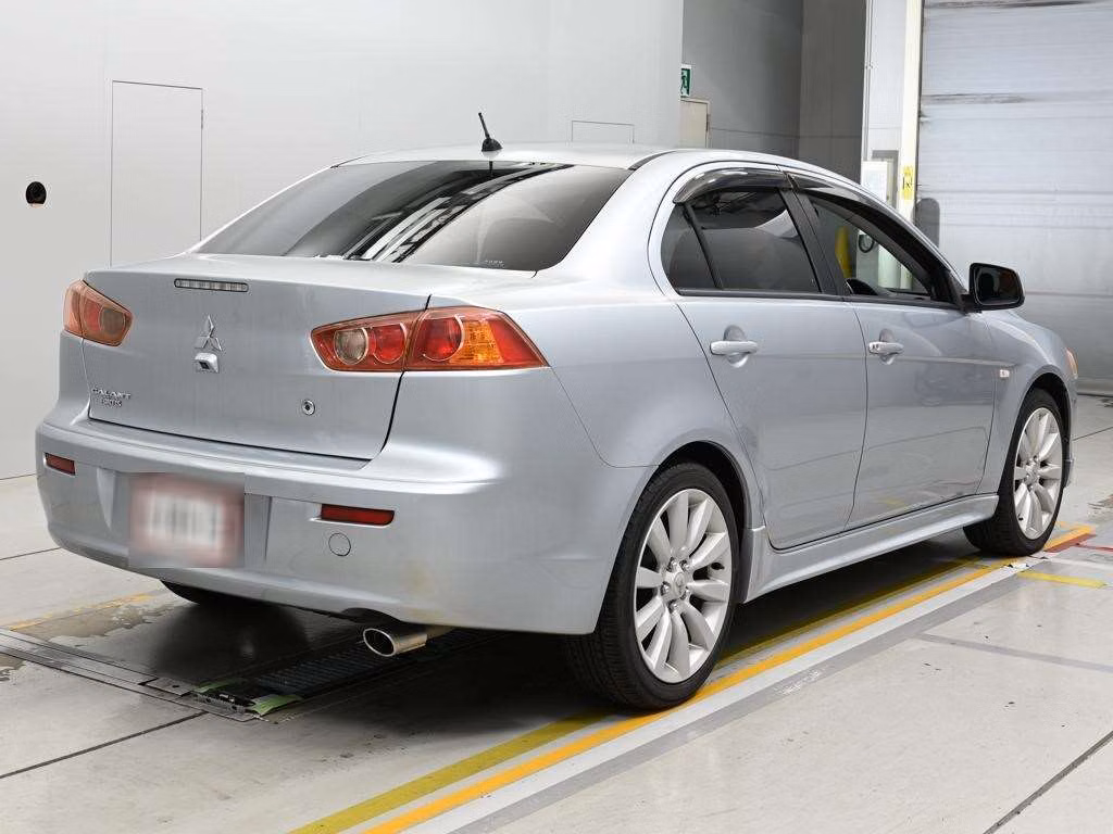 MITSUBISHI GALANT FORTIS