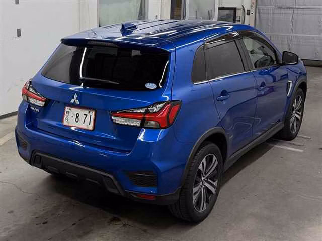 MITSUBISHI RVR
