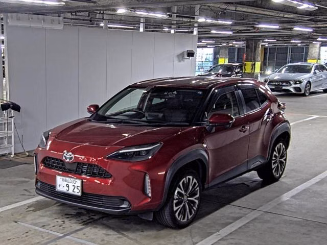 TOYOTA YARIS CROSS