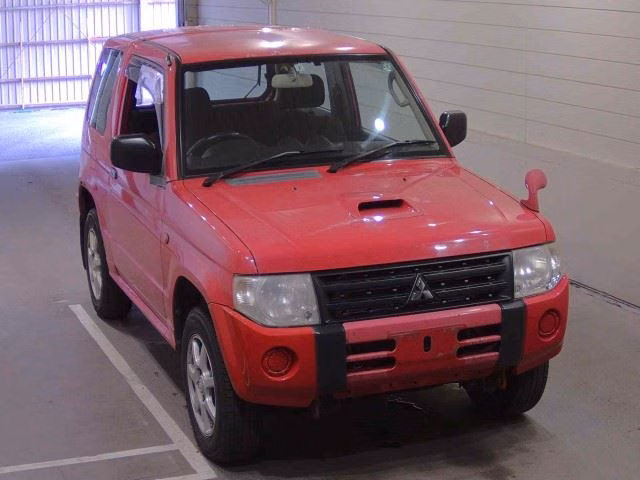 MITSUBISHI PAJERO MINI
