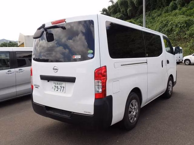 NISSAN NV350 CARAVAN