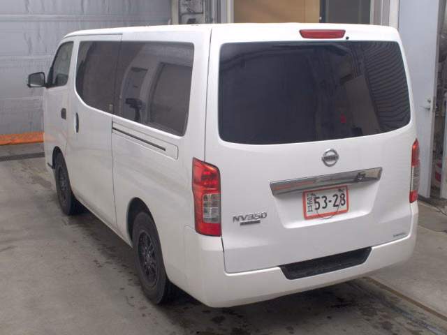 NISSAN NV350 CARAVAN