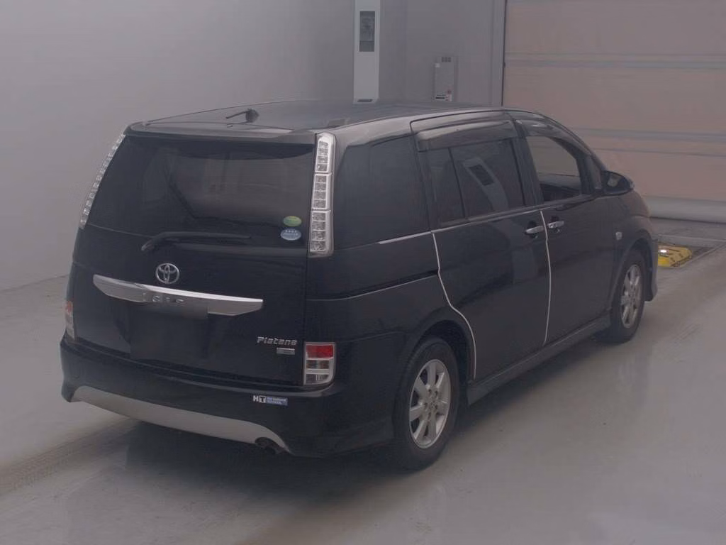 TOYOTA ISIS